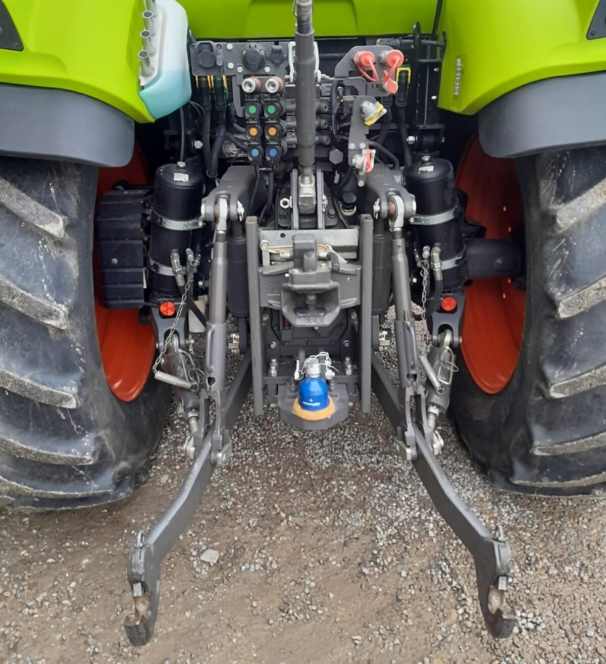 CLAAS Arion 460 CIS+ PANORAMIC Traktor 2