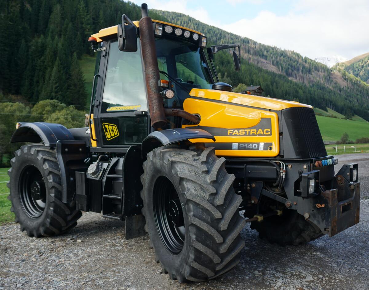 JCB Fastrac 2140  4 WS 2