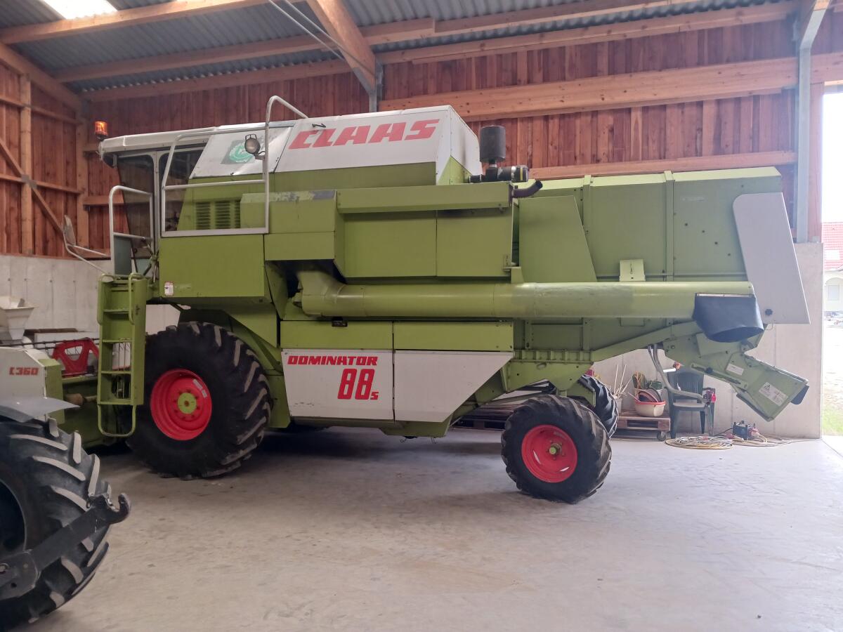 Claas Dominator 88s 2