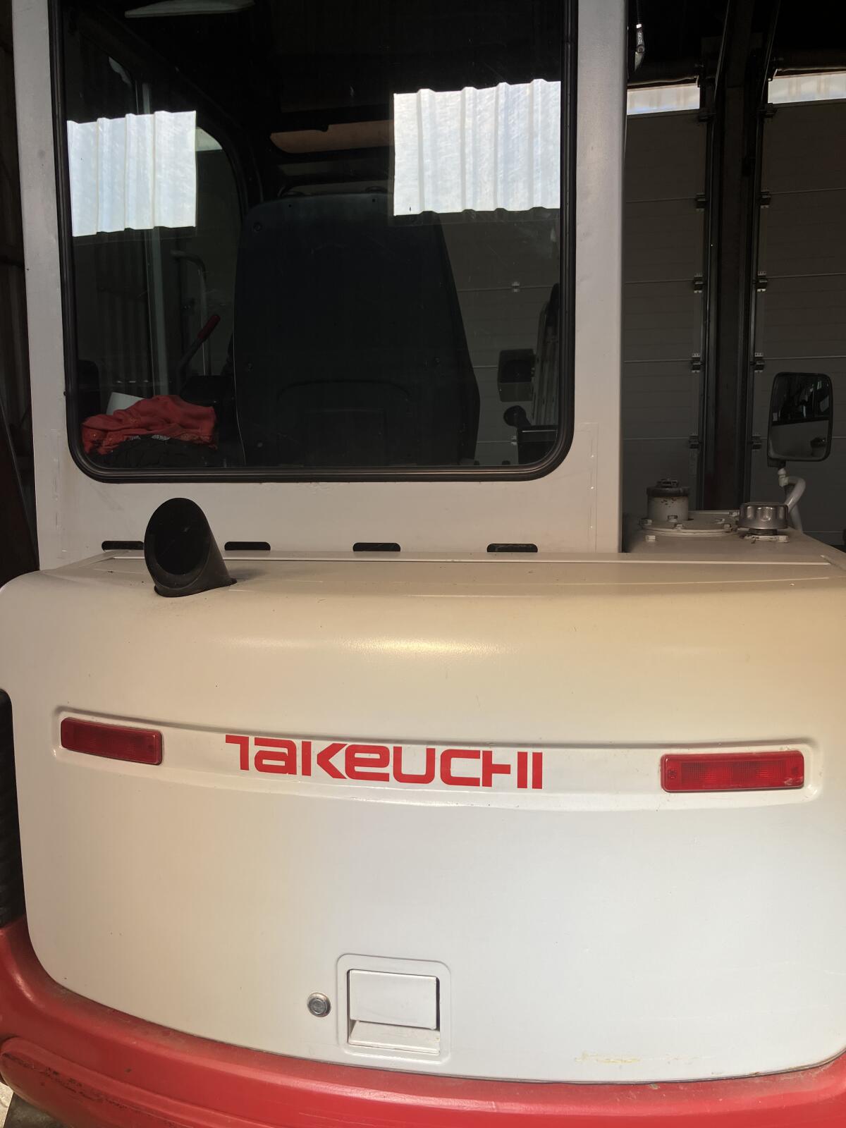 Gepflegter Takeuchi TB 135, Baujahr 2005 2