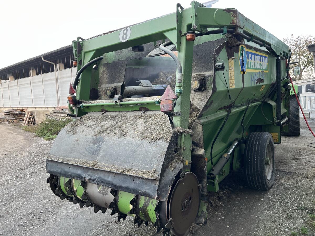 Futtermischwagen Faresin 1050 3