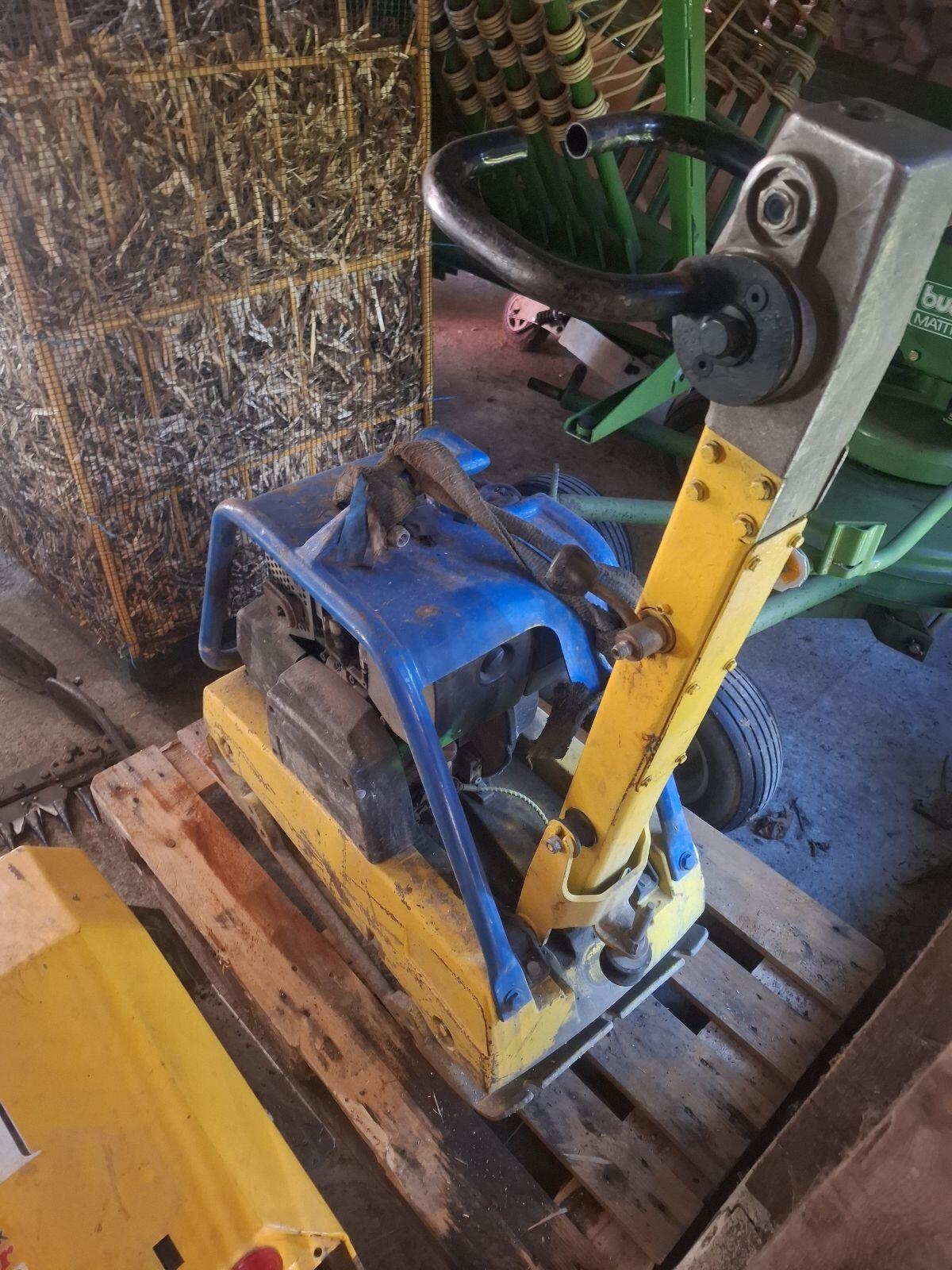 Rüttelplatte Ammann 264kg 2