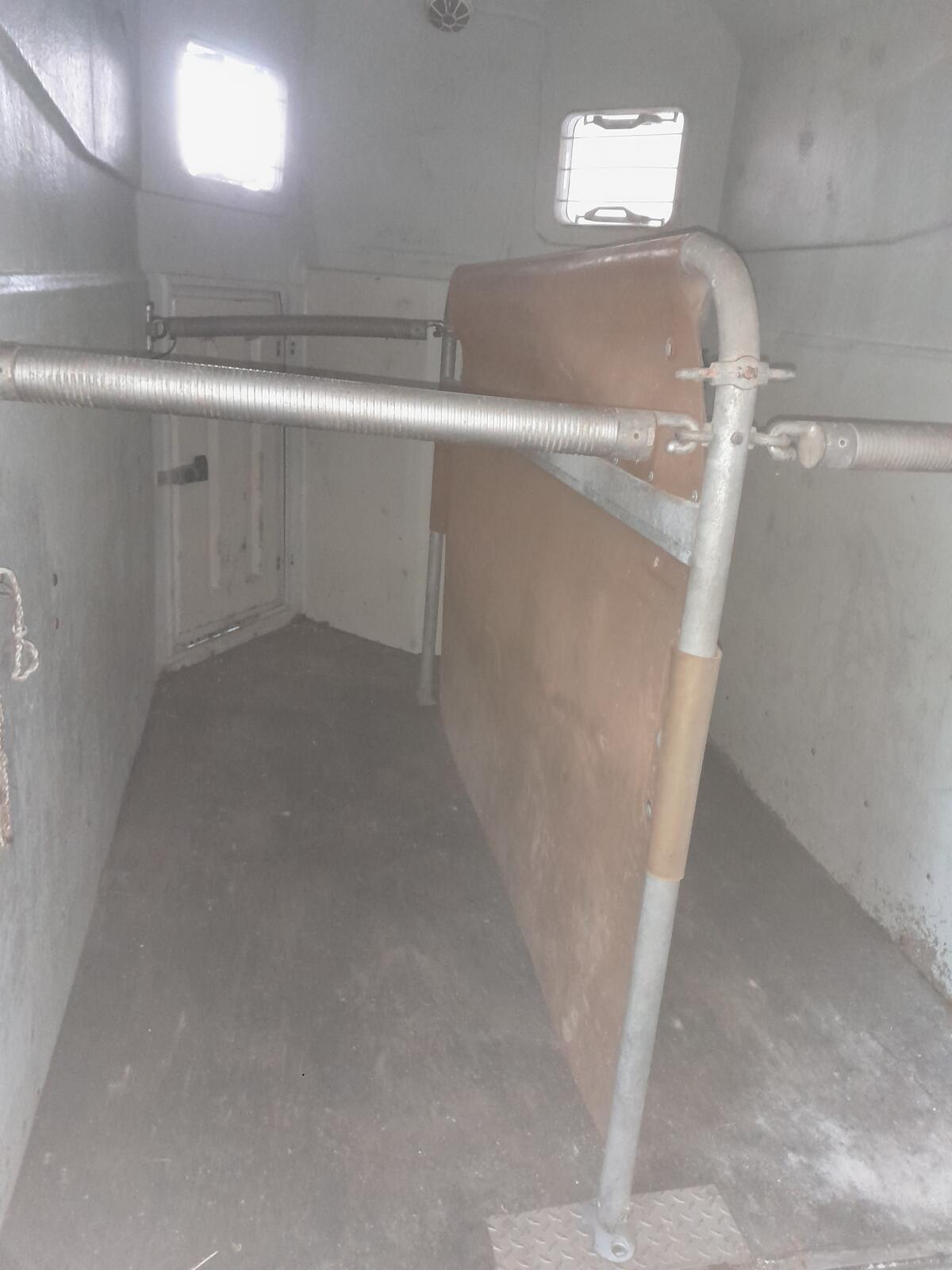 Böckmann Pferdeanhänger Classic 3