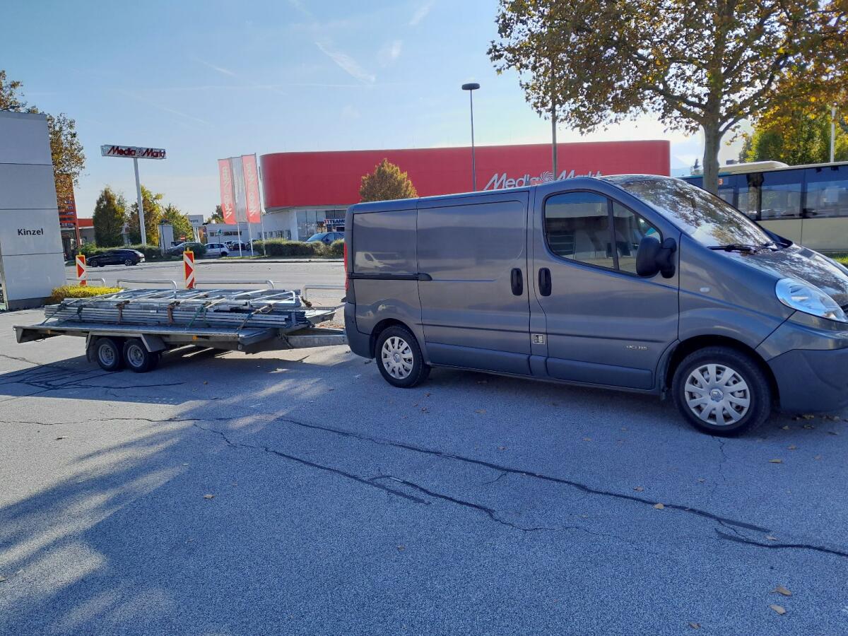 Renault Trafic, Bj. 7/2014 sowie Pongratz E-AT Autoanhäger. 1