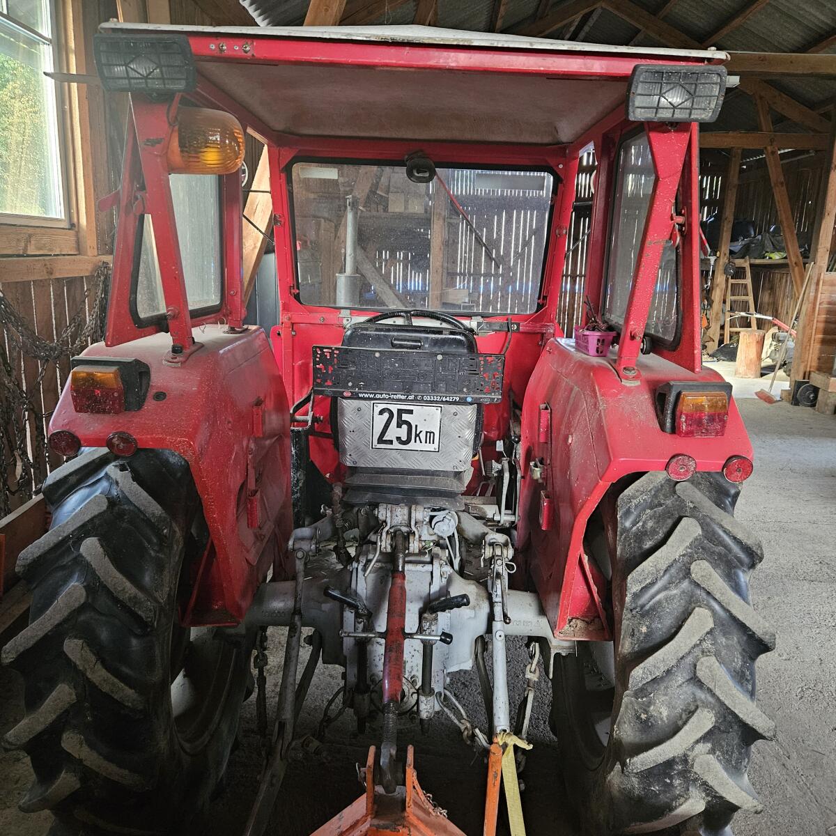 Massey Ferguson 135 2