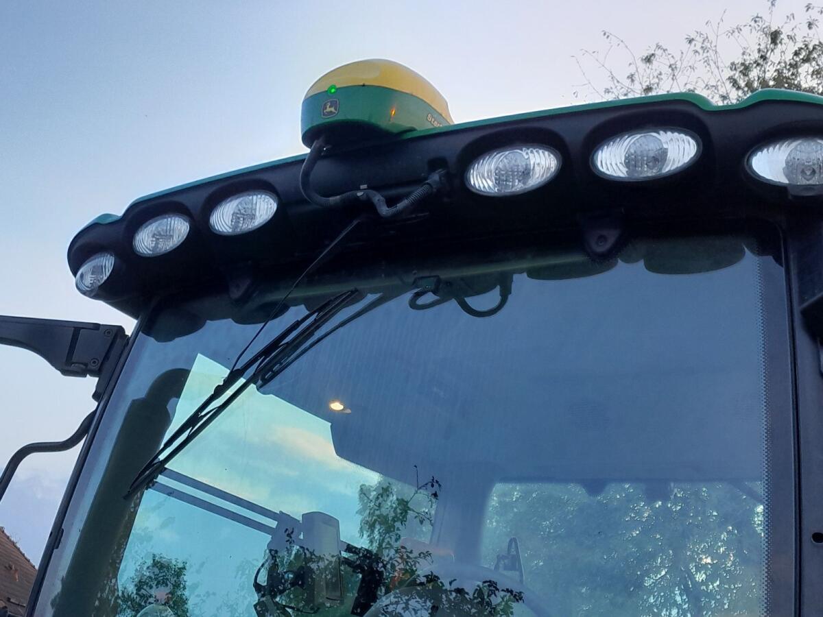 John Deere StarFire 6000 2