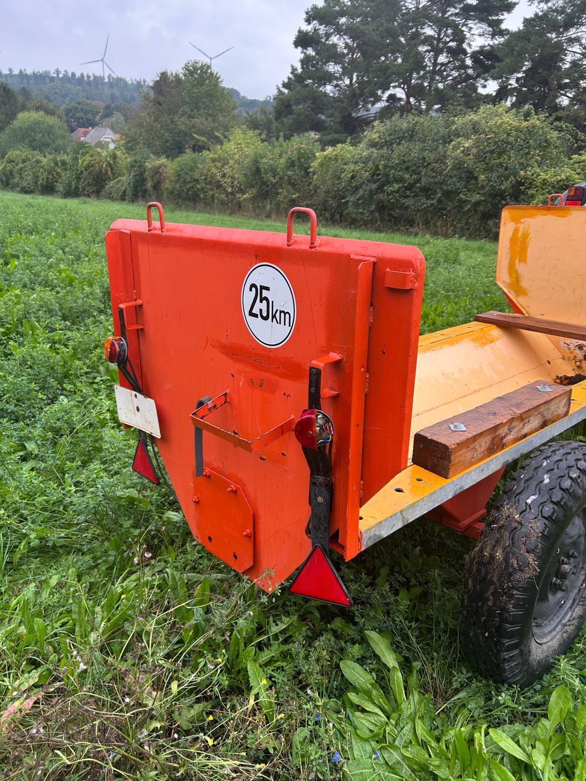 Traktor Anhänger 3