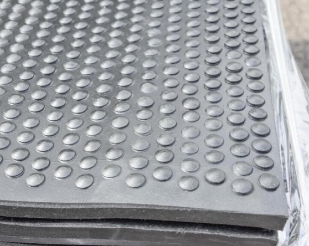 Neu-Gummimatten 200x100 cm, 17 mm stark 3