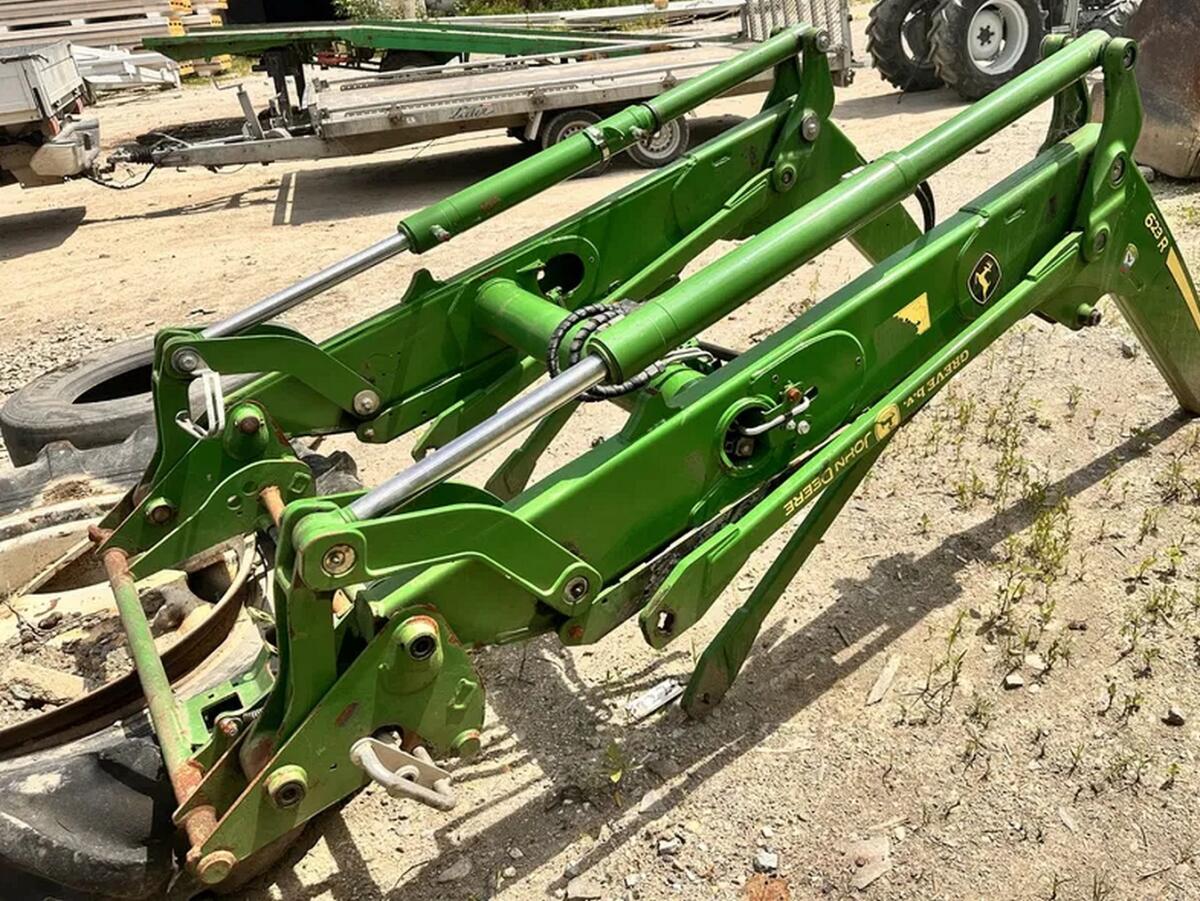 Frontlader John Deere 623R 3