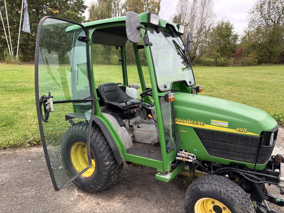 John Deere Kompakttraktor 4410 Gear, Planierschild 2