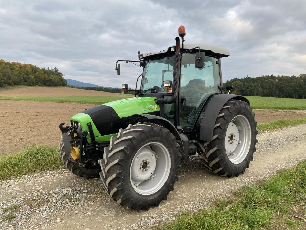 Deutz-Fahr Agrofarm TTV 420 1