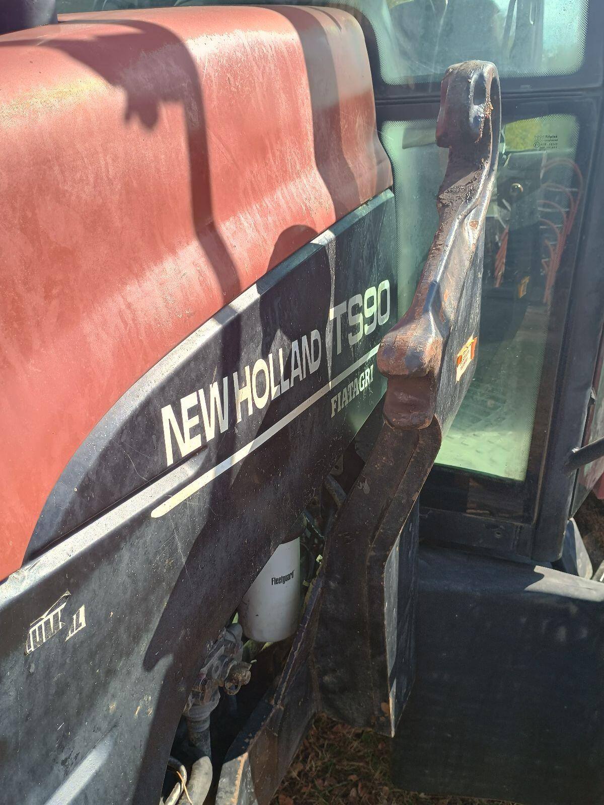 Stoll Console, Brackets für New Holland TS90 3