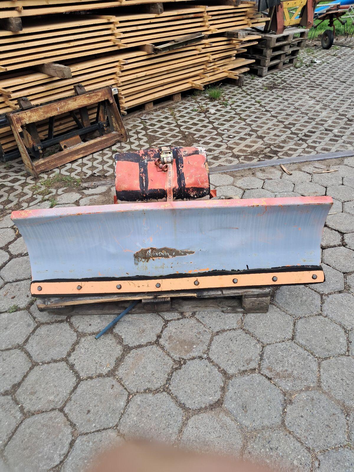 Schneepflug für Gabelanbau 1