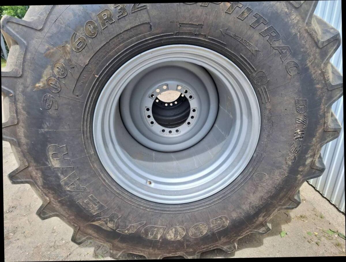 Reifen 900/60R32 Goodyear 2