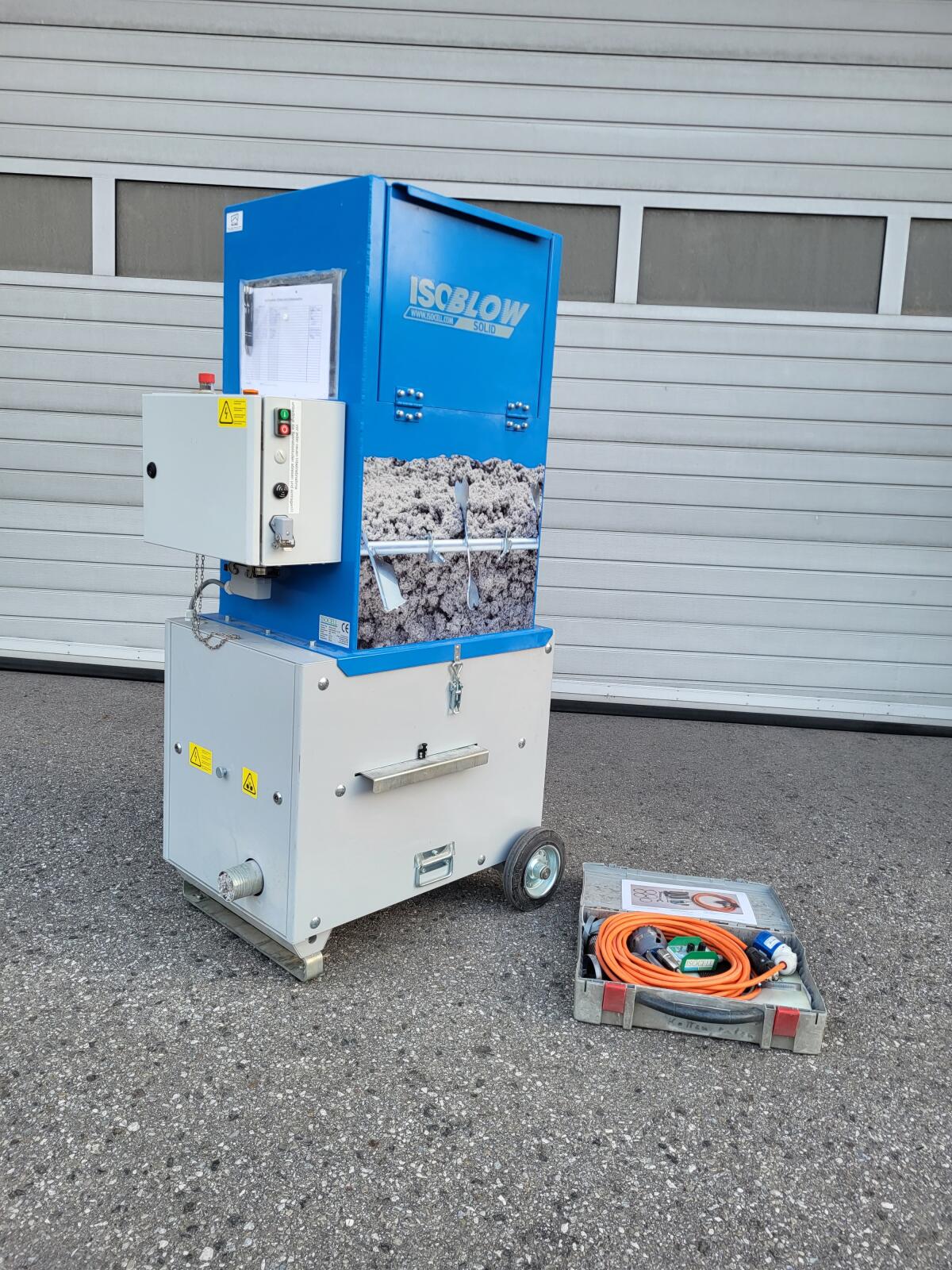 ISOblow Solid 2024 Zellulose Einblassmaschine 1