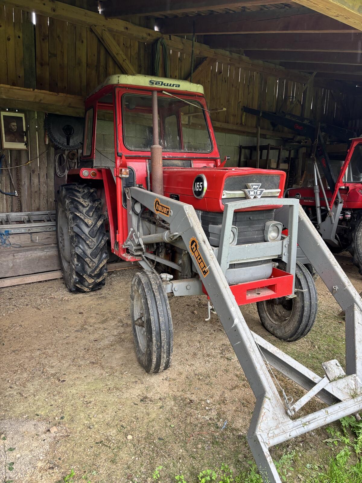Massey Ferguson 165 1