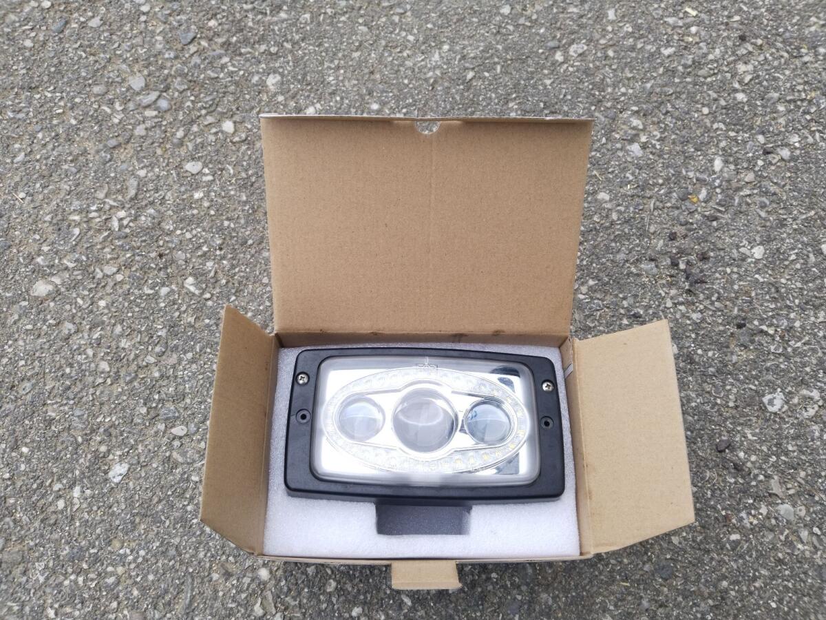 LED Scheinwerfer 1