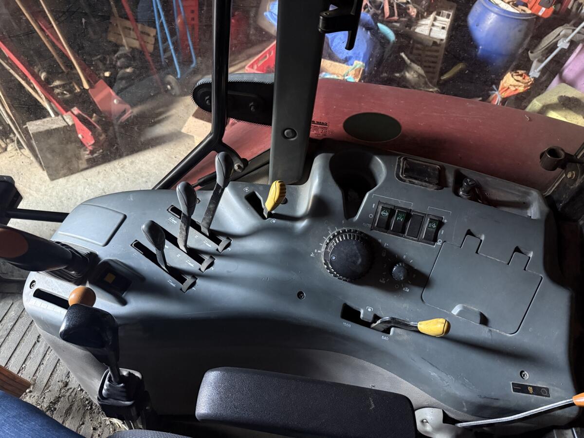 Case Maxxum MX100C 3
