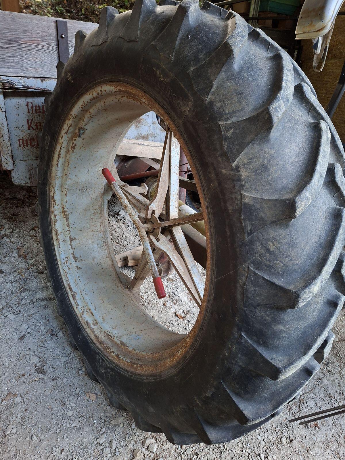 Zwillingsreifen zu 34 Zoll 2