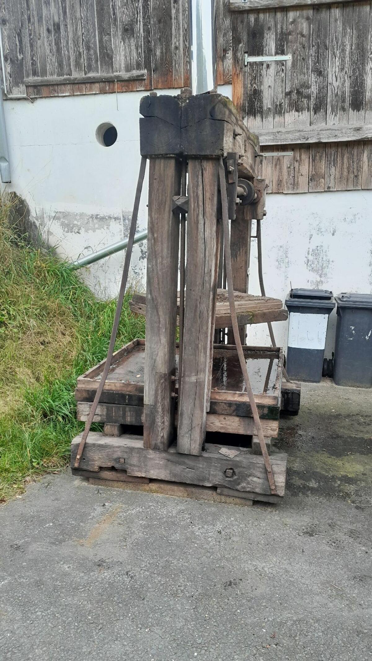 Funktionierende Presse für Dekoration 2