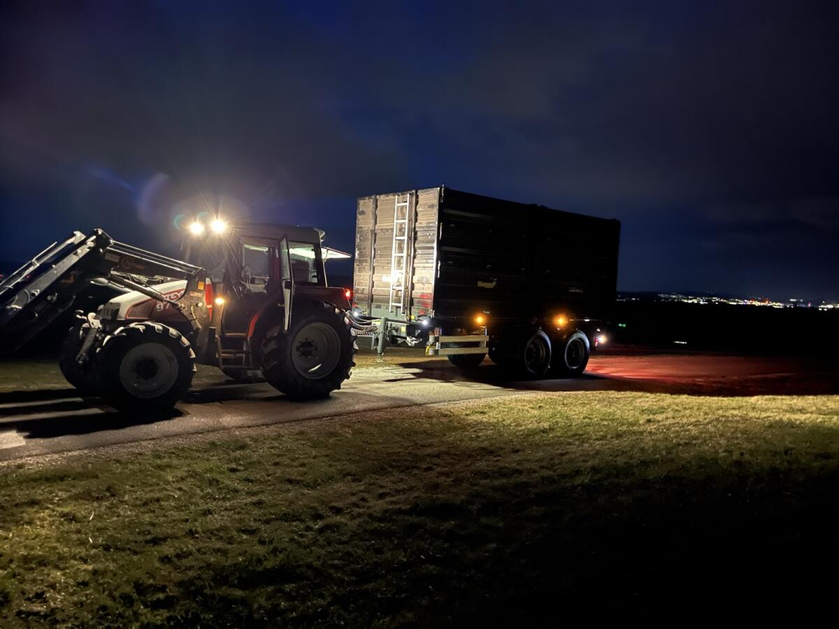14 t Kipper neuwertig 2