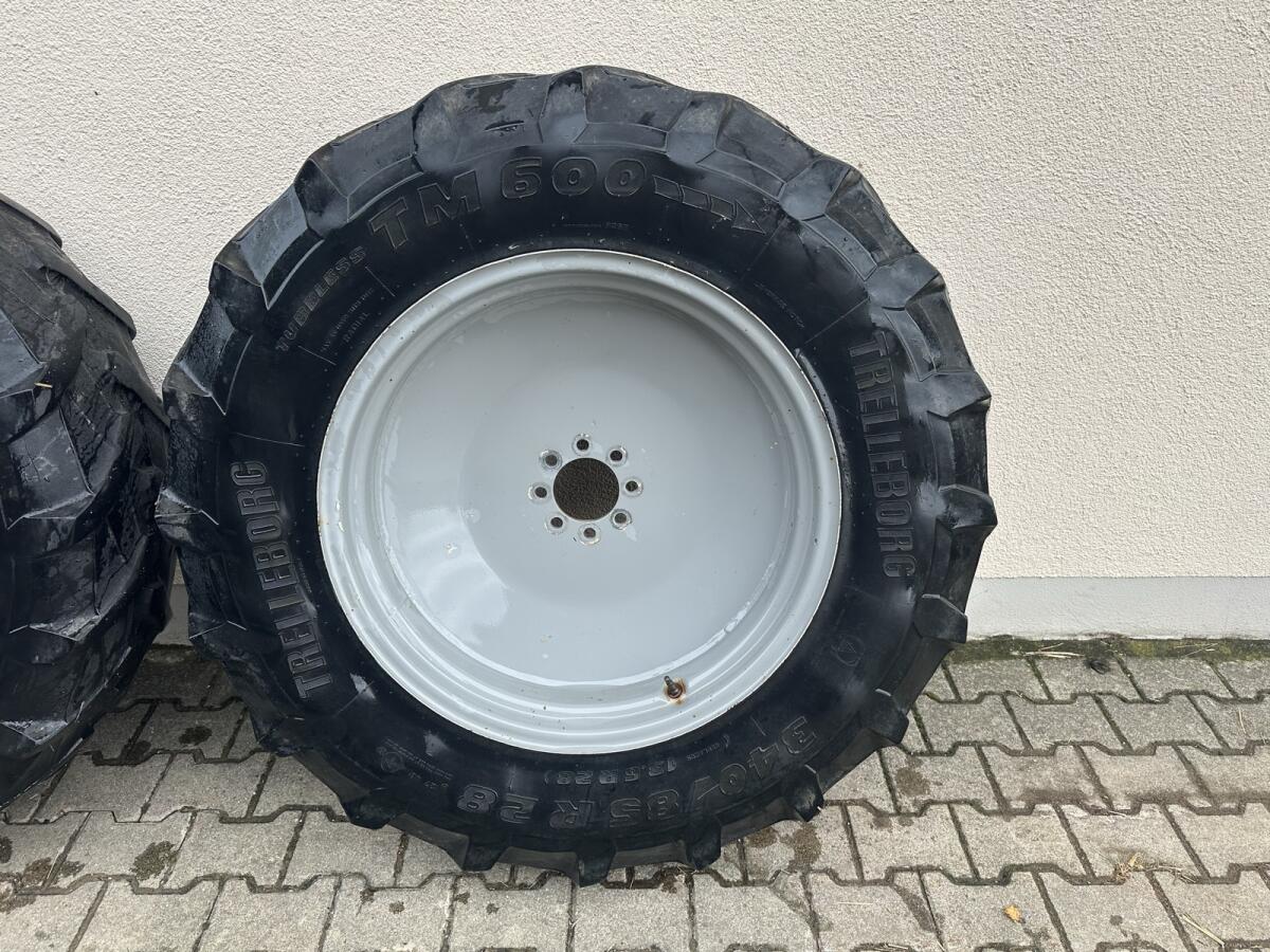 Kompletträder 420/85R38 340/85R28 Trelleborg TM600 2