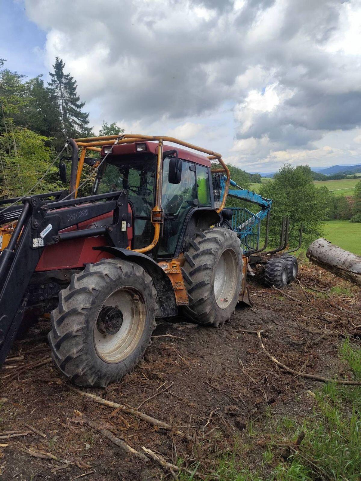 Case CS 110 mit Ritter Forstverbau 1