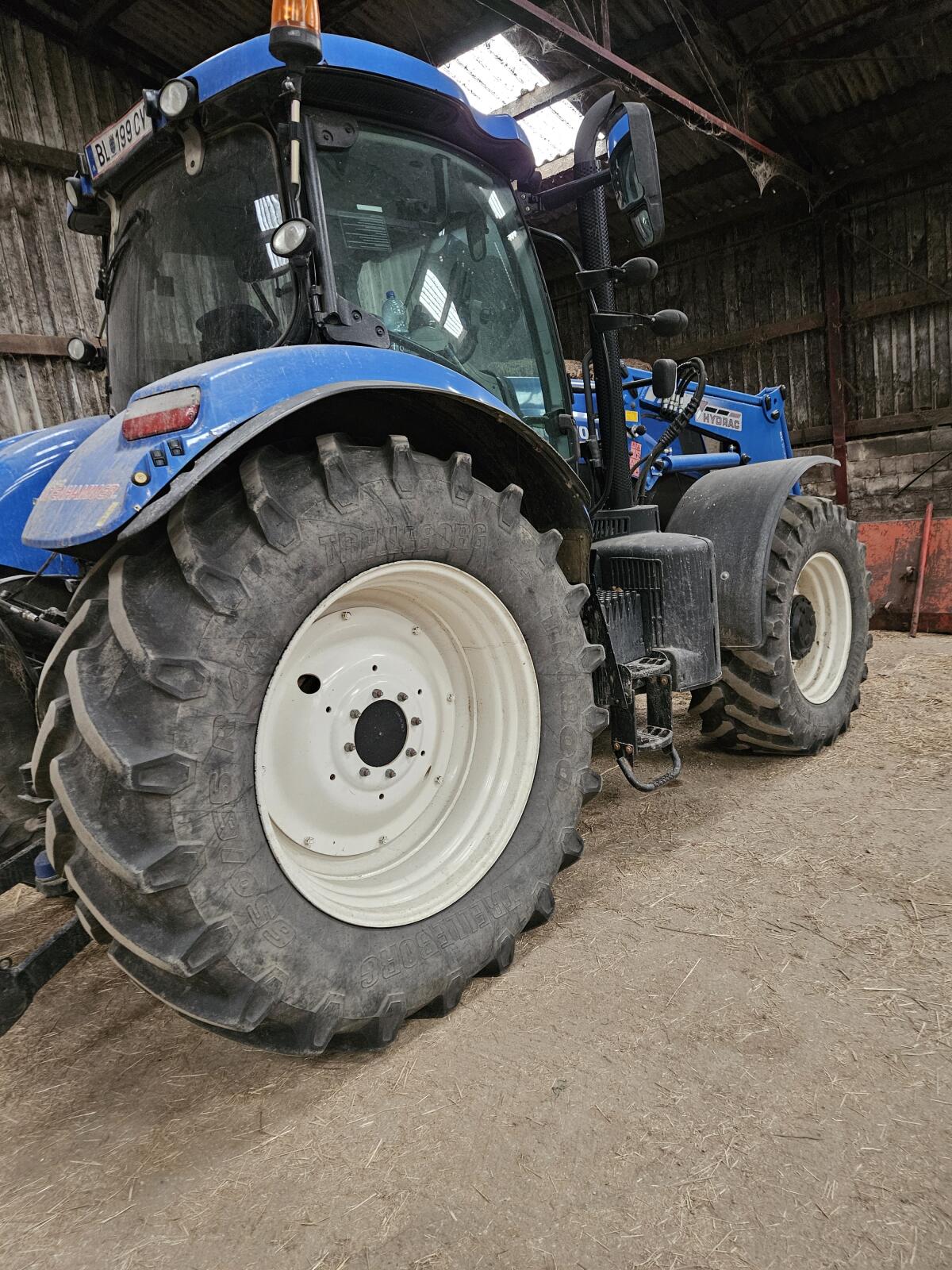 Traktor New Holland T7.210 3