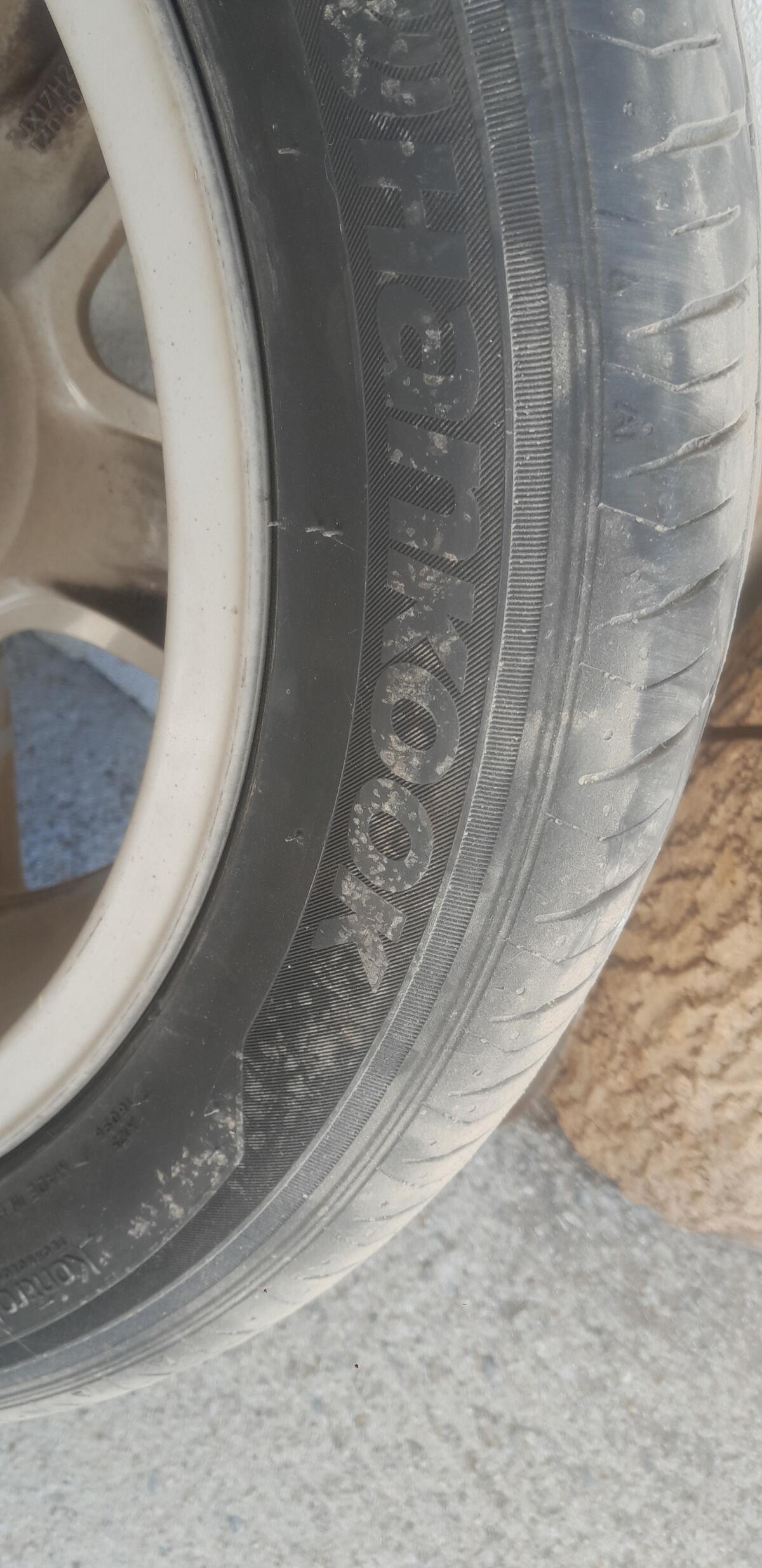 Alufelgen mit Sommereifen Hankook 225/50R17 94W 2
