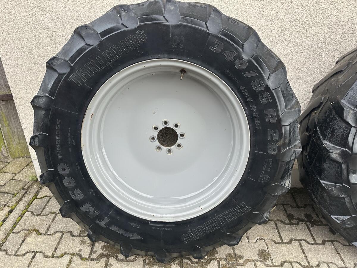 Kompletträder 420/85R38 340/85R28 Trelleborg TM600 3
