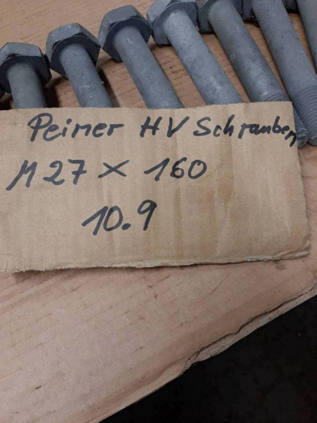 11 M 27x160 HV Schrauben 1