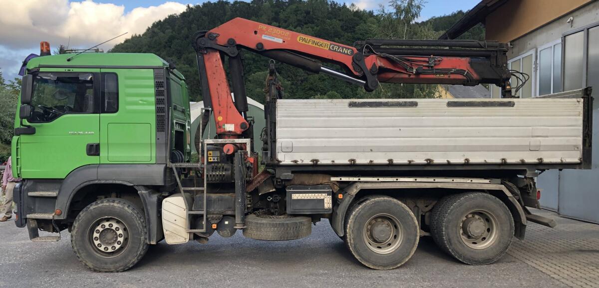 MAN TGA 26.440 / 6x4 mit Palfinger PK 23.002 3