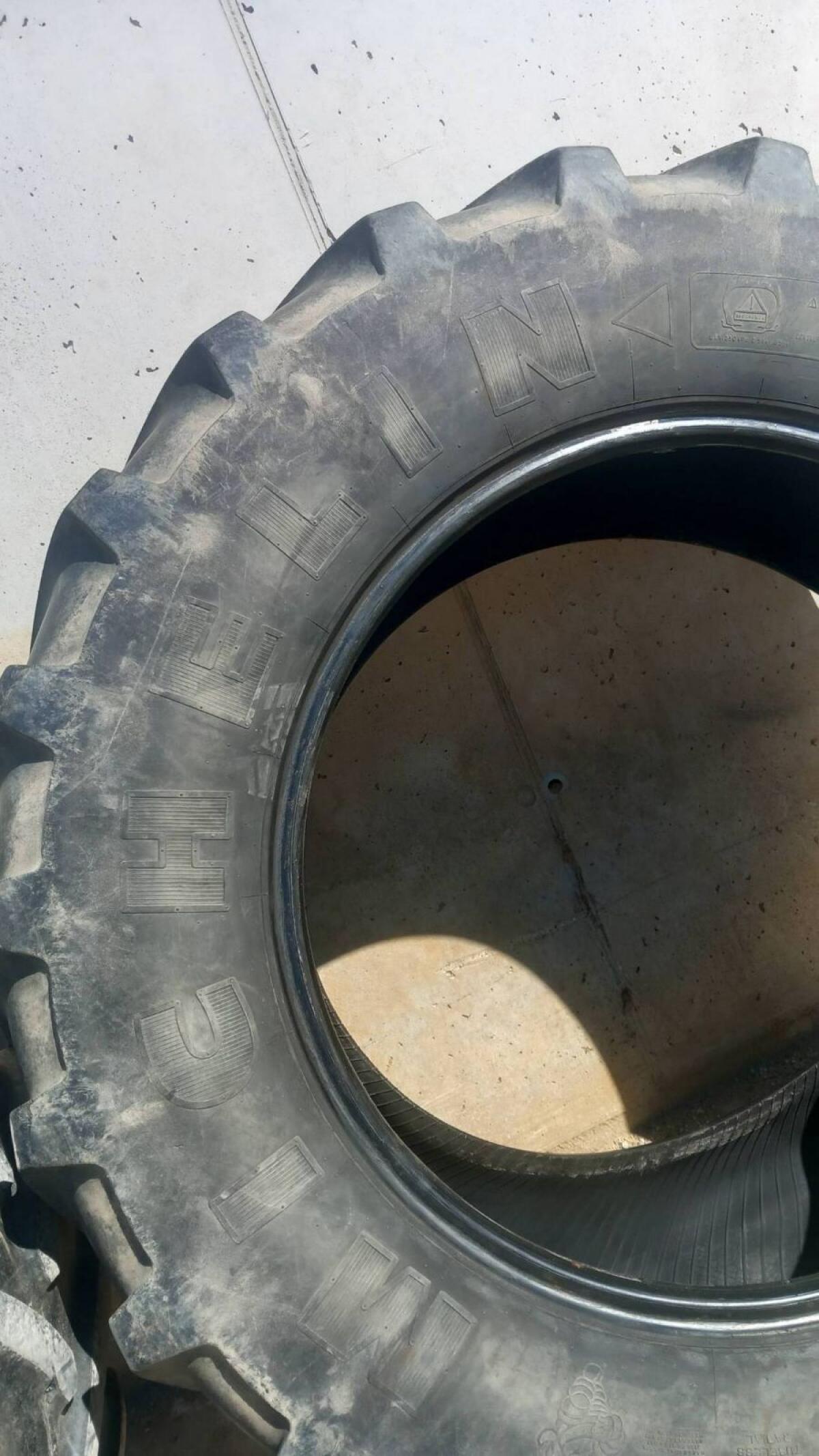 540/65R34 Michelin Reifen 1