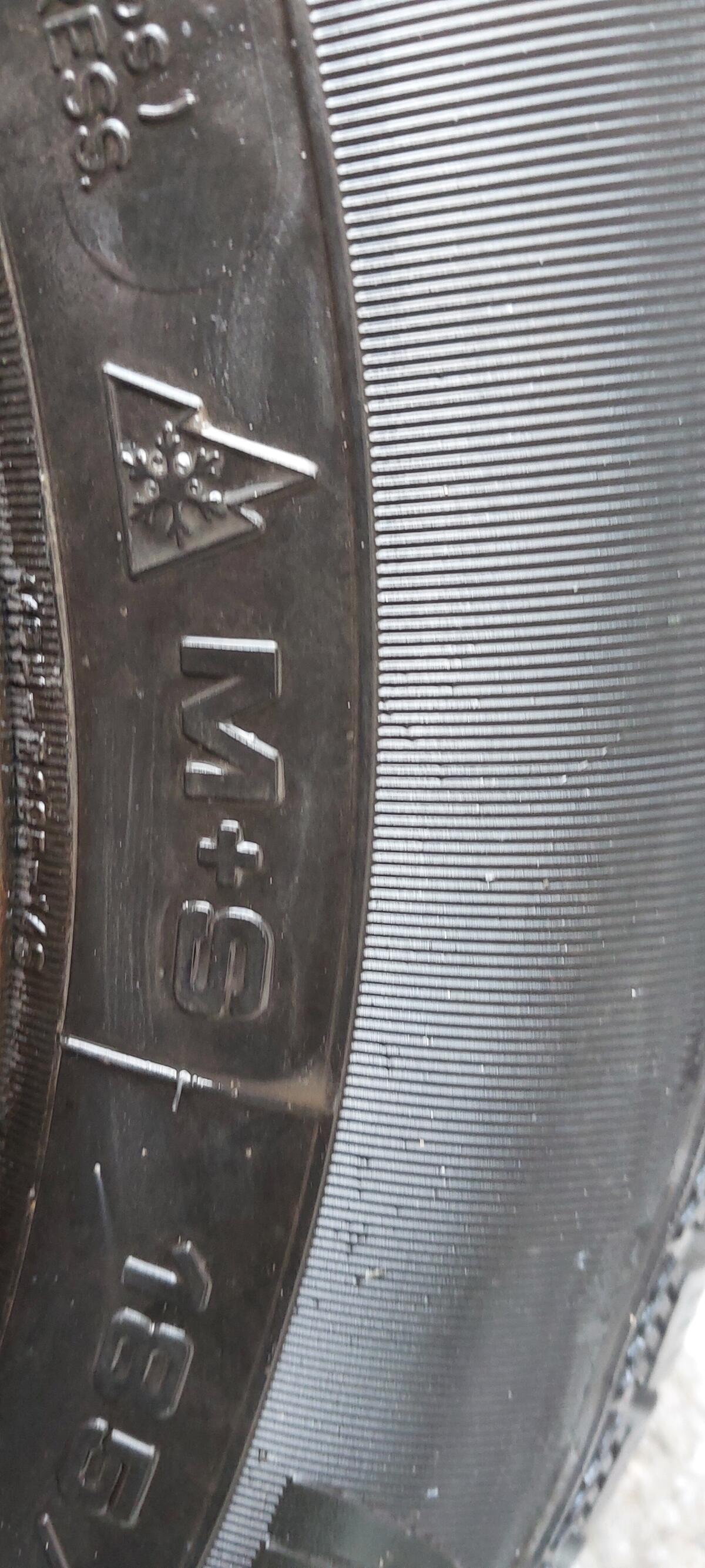 Winterreifen 185/65R 14 Ford 2