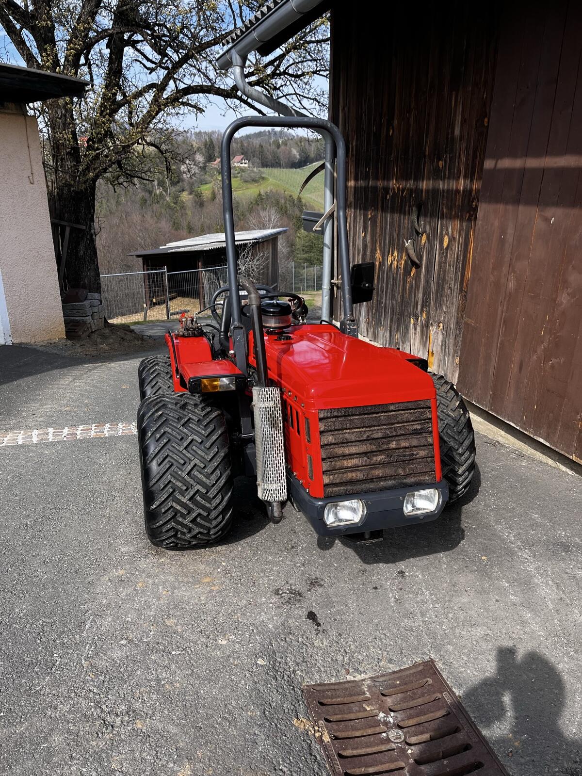 Antonio Carraro 5500 Tigrone 1