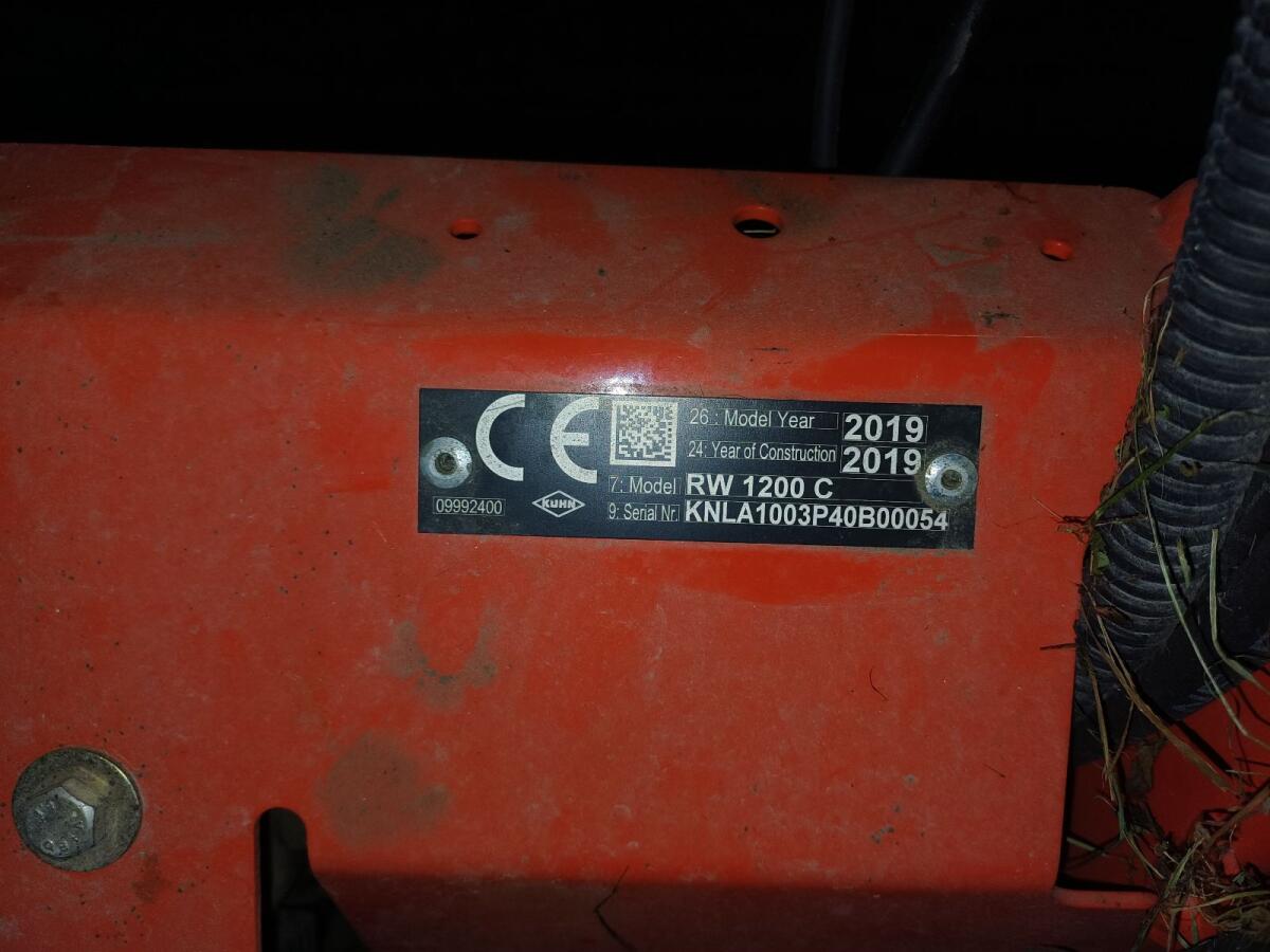 Kuhn 1200 C Ballenwickler 1