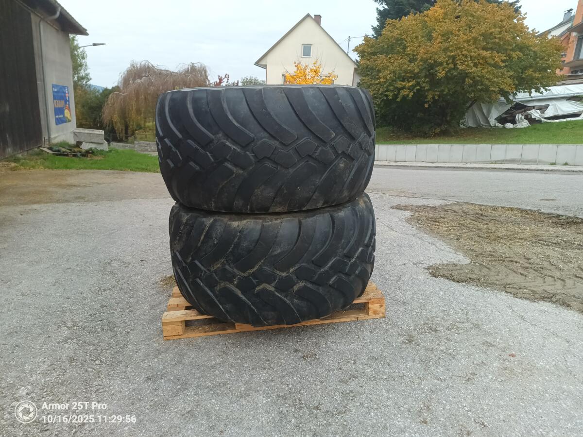 Komplettrad Trelleborg Twin Radial 680/55 26,5 1