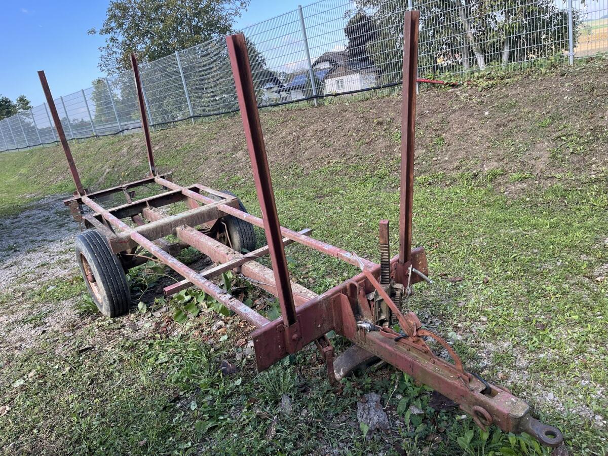 2x Holzwagerl 2