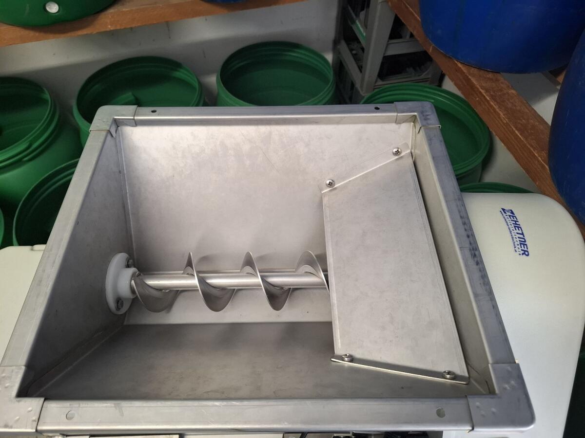 Verkaufe Entkernungsmaschine 1