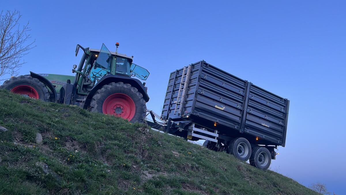14 t Kipper neuwertig 1