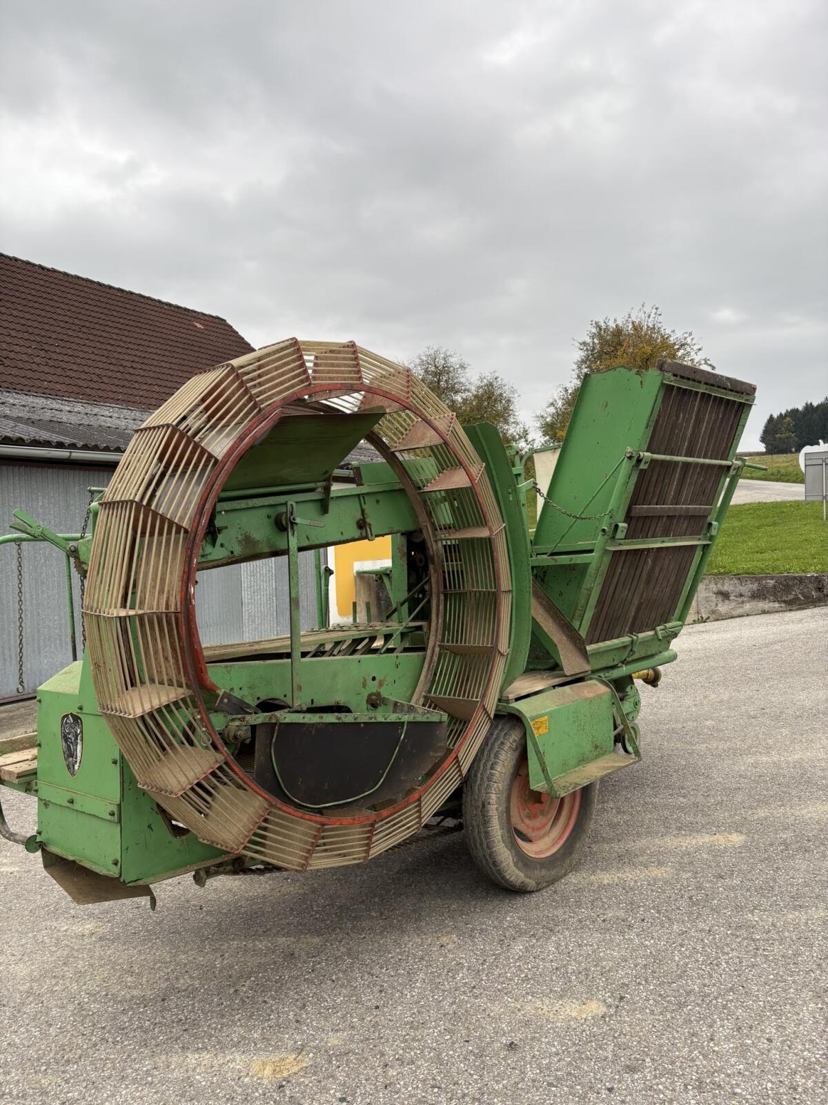 Wiesent Kartoffelvollernter 3