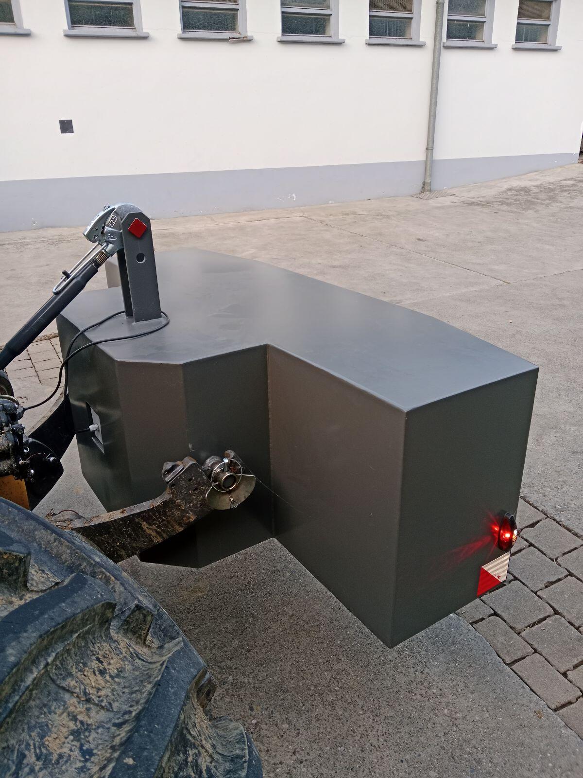 Frontgewicht, Heckgewicht 1.750 kg 2