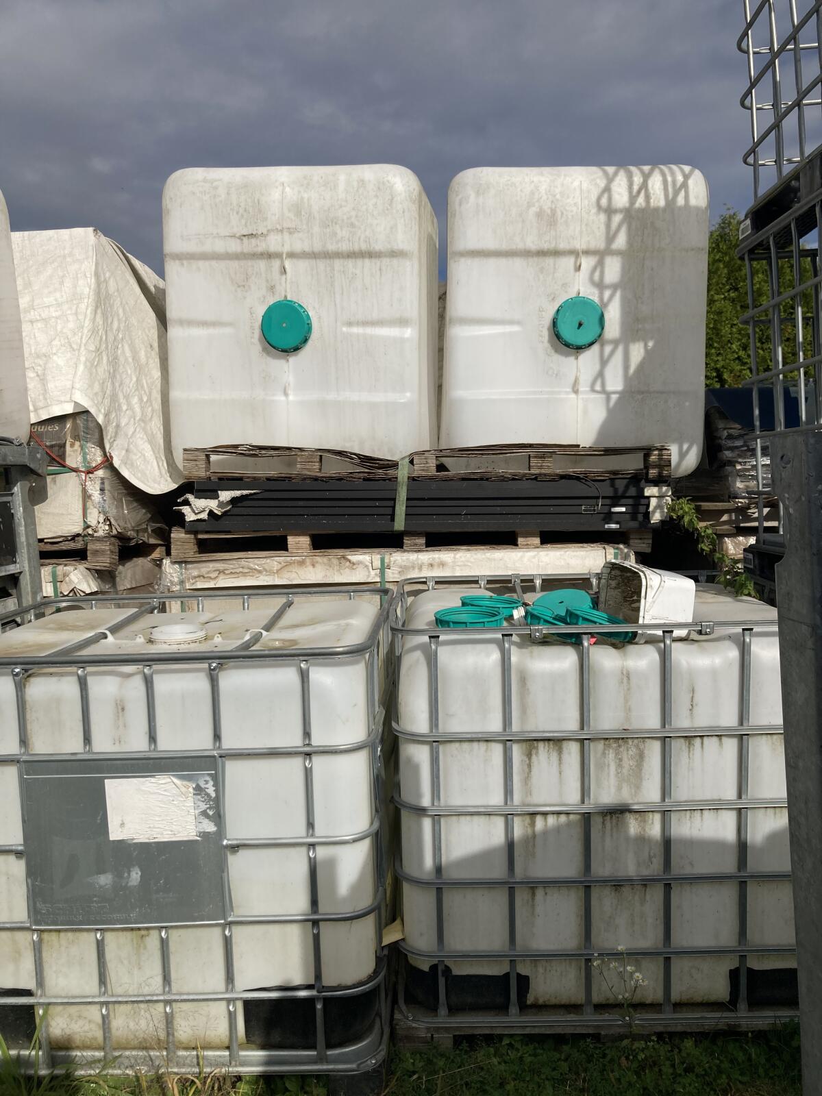 IBC Container 2