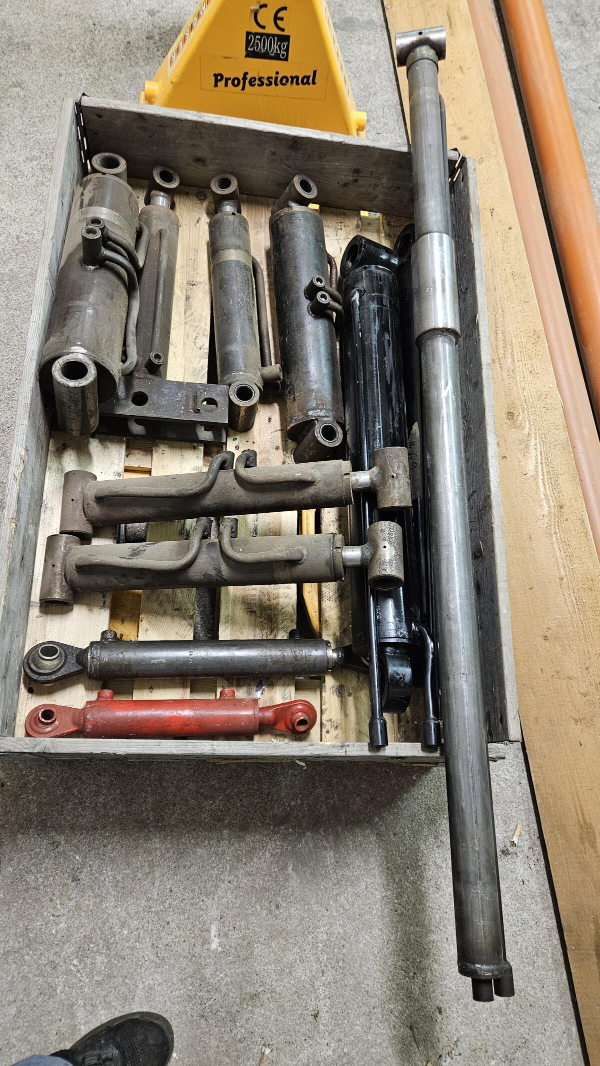 Zylinder neu 11 Stk. 1