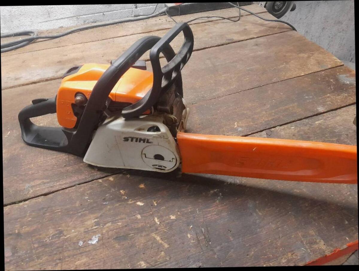 Stihl MS 211 Motorsäge 3