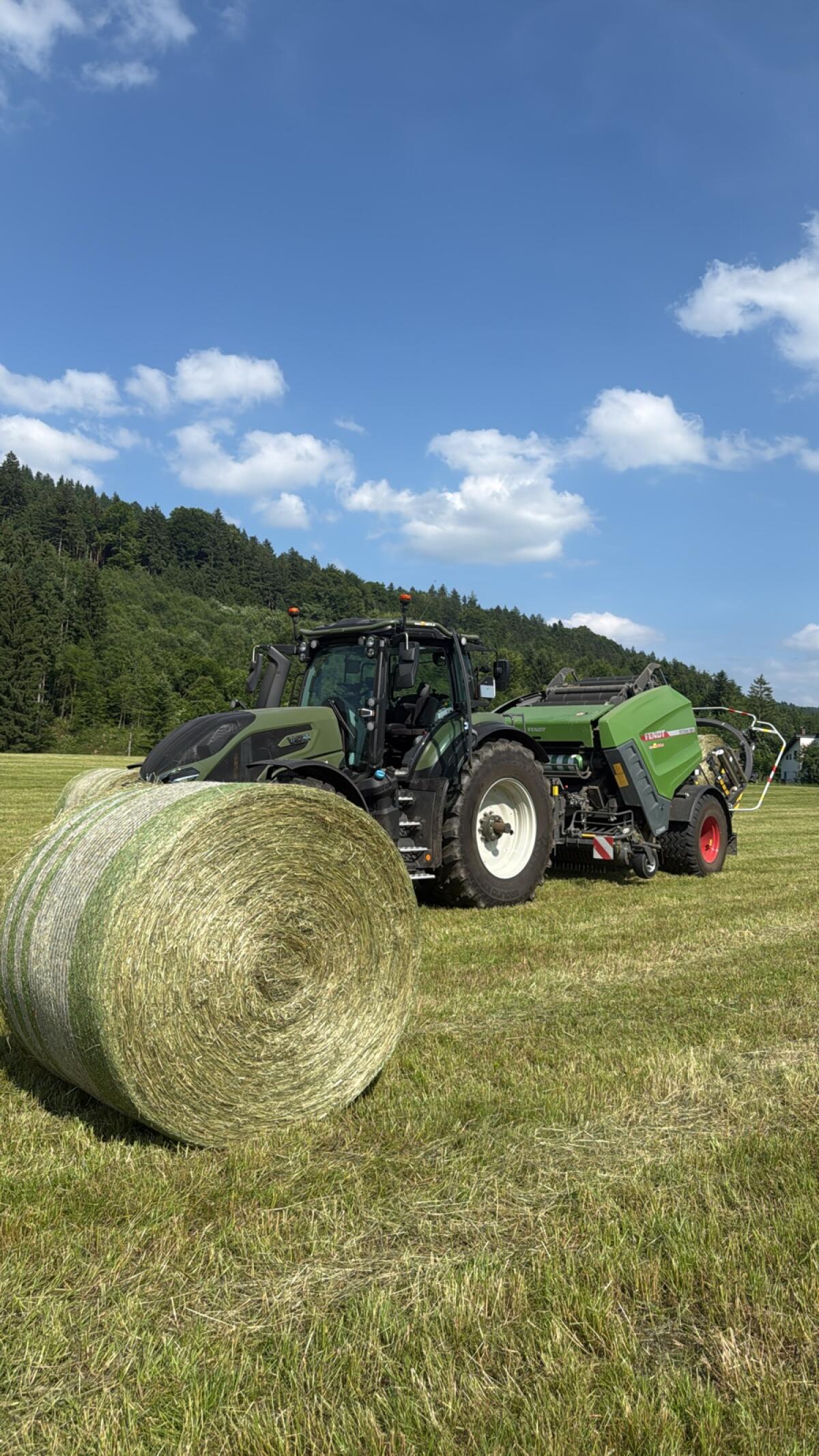 Ballen pressen Fendt Rotana 160 V Combi 3