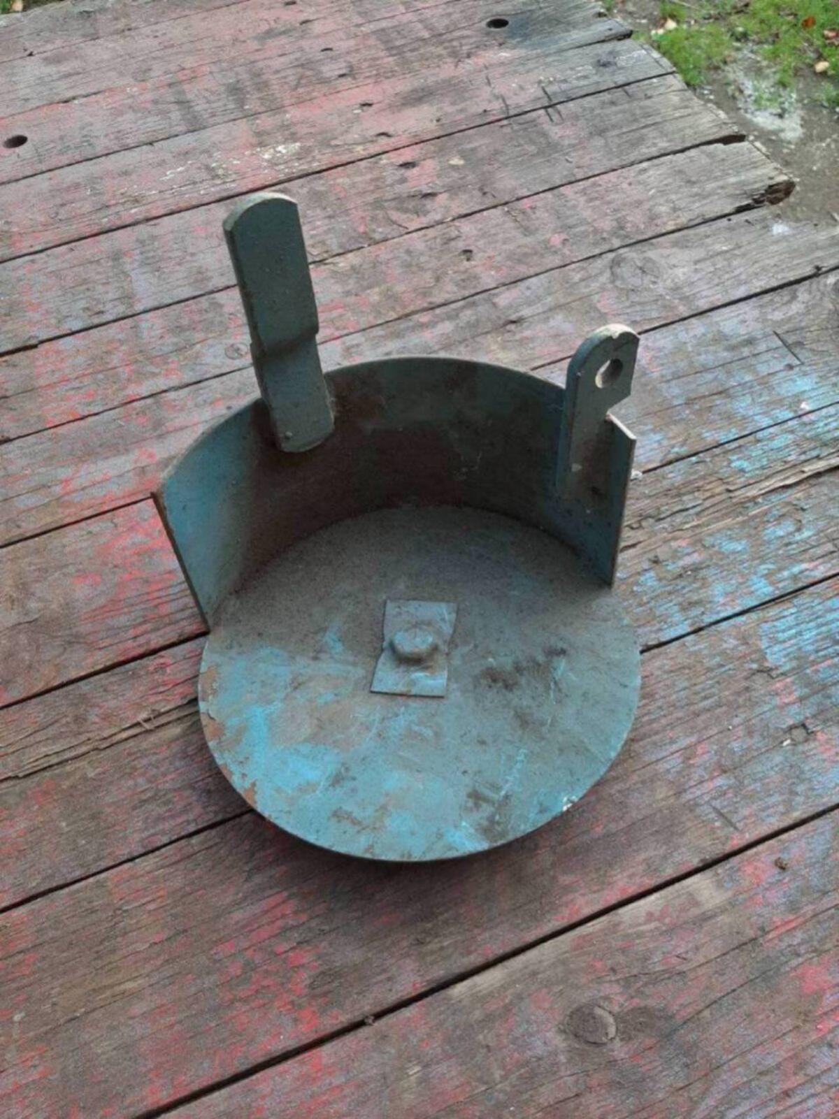 Mengle Stalldungstreuer Schutz 3