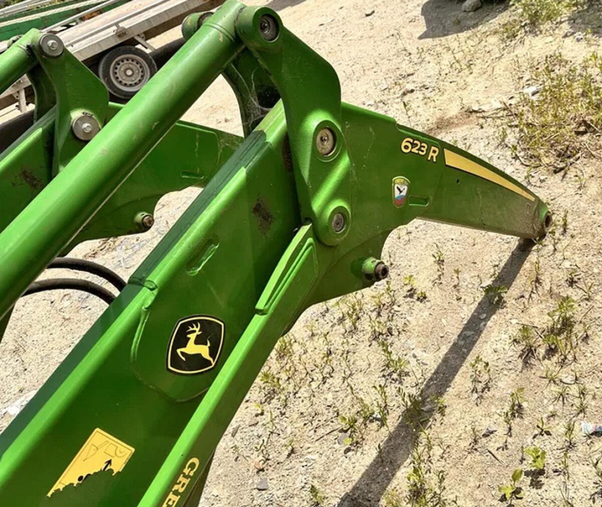 Frontlader John Deere 623R 2