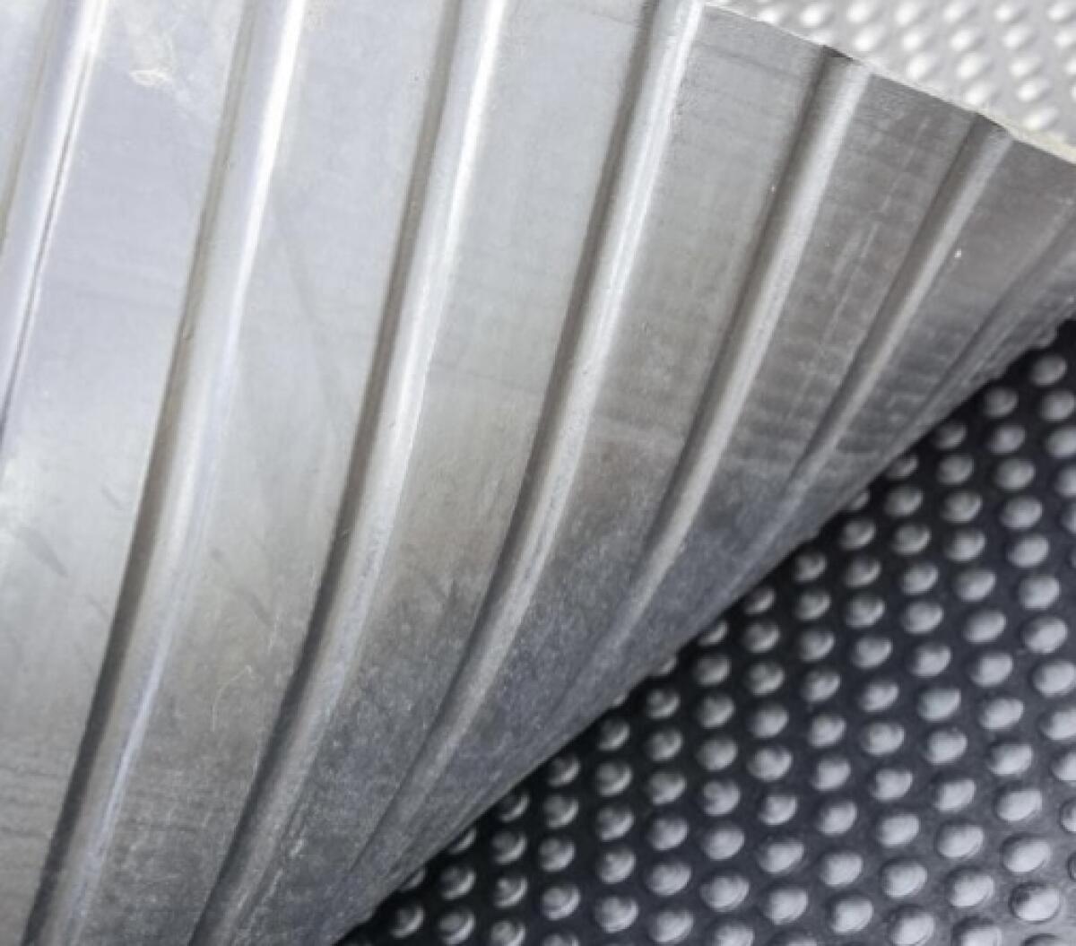 Neu-Gummimatten 200x100 cm, 17 mm stark 2