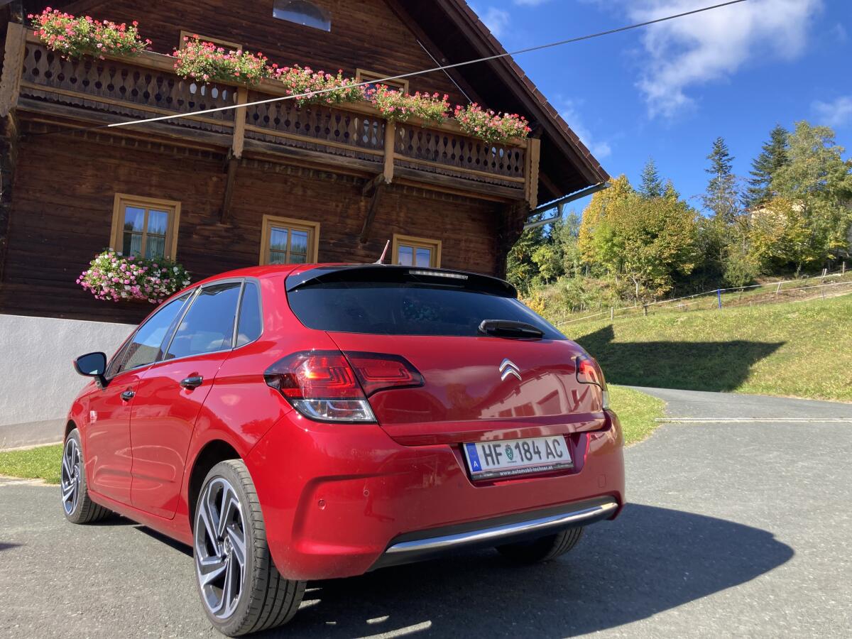 Verkaufe Citroen C4 5P N3 16HDI BM5 3